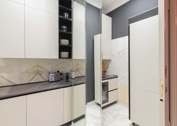 Apartment Vista Ara Pacis - Storico Di Lusso 5 Min Piazza Di Spagna Rom